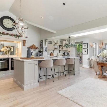 Private Apartment - 3 Bedrooms Harrogate Exterior foto